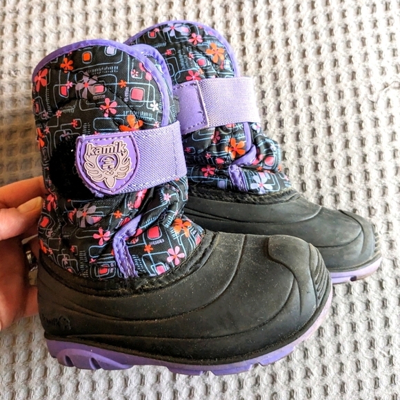 Kamik snow boots for little girl size 8 Purple Floral - Picture 1 of 5